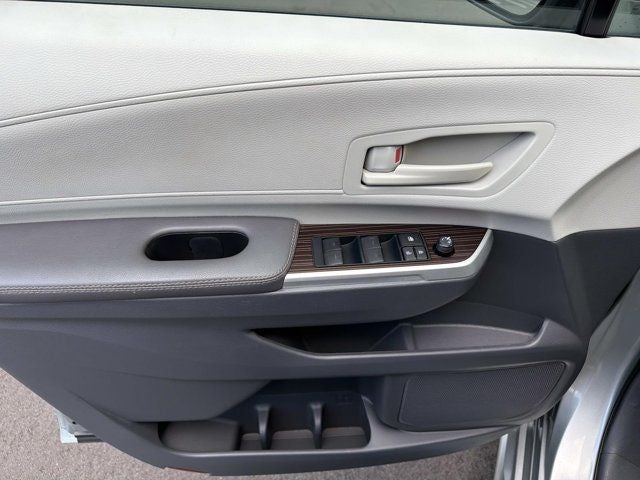 2024 Toyota Sienna LE 8 Passenger