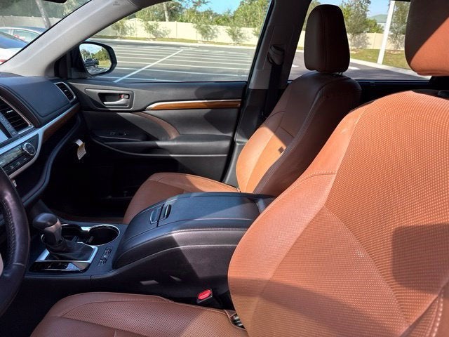 2017 Toyota Highlander Limited Platinum