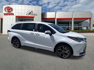 2026 Toyota Sienna Platinum 7 Passenger
