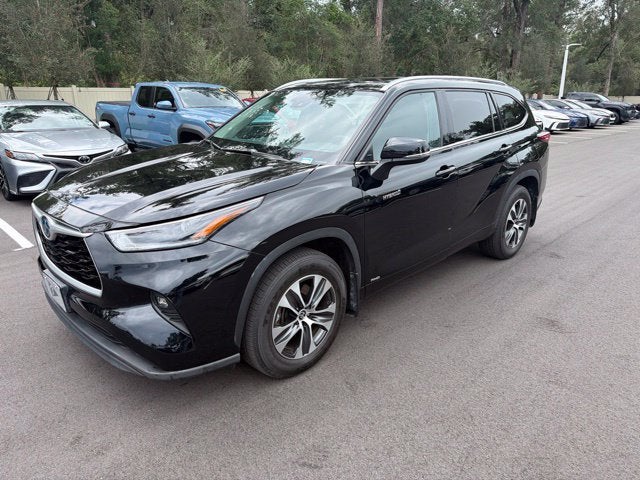 2021 Toyota Highlander Hybrid XLE