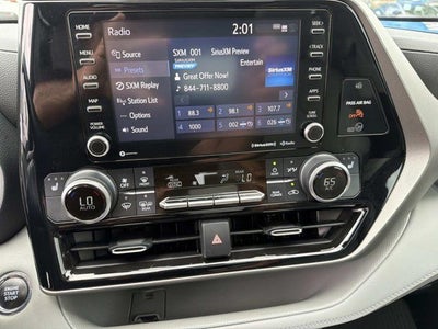 2022 Toyota Highlander XLE