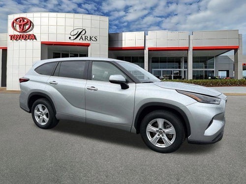 2025 Toyota Highlander LE