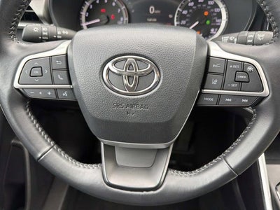 2025 Toyota Highlander LE