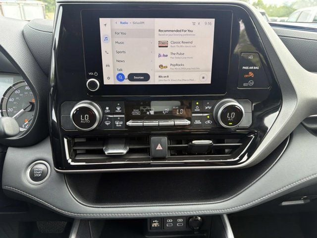 2025 Toyota Highlander LE