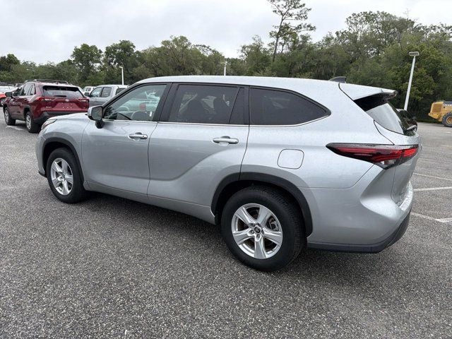 2025 Toyota Highlander LE