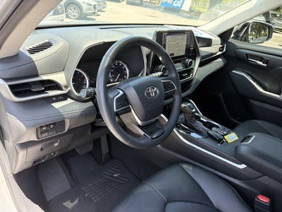 2024 Toyota Highlander XLE