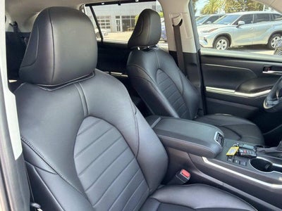 2024 Toyota Highlander XLE