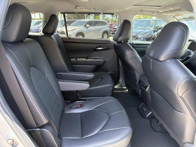 2024 Toyota Highlander XLE