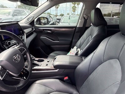 2023 Toyota Highlander Limited