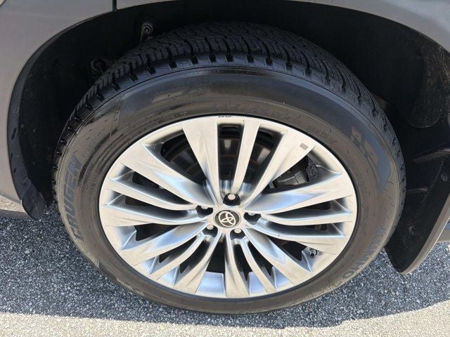 2024 Toyota Highlander Platinum
