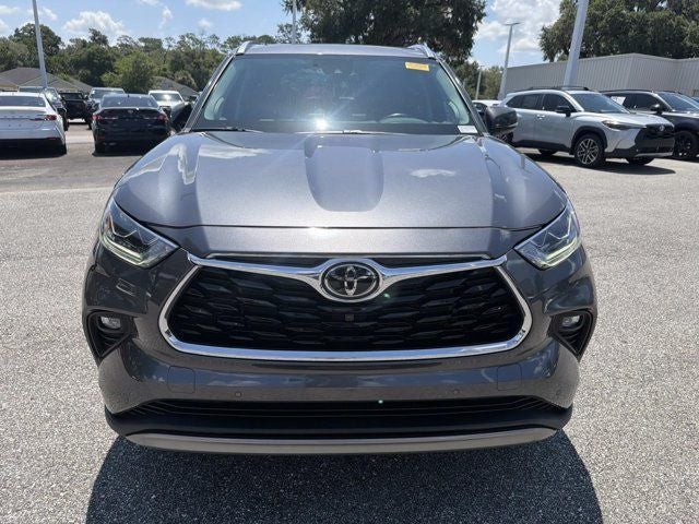 2024 Toyota Highlander Platinum