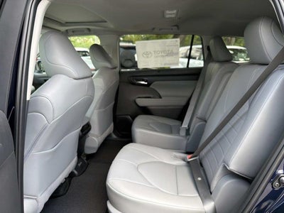 2026 Toyota Highlander XLE