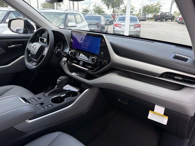 2026 Toyota Highlander XLE