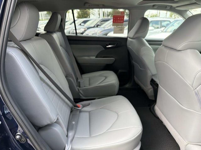2026 Toyota Highlander XLE