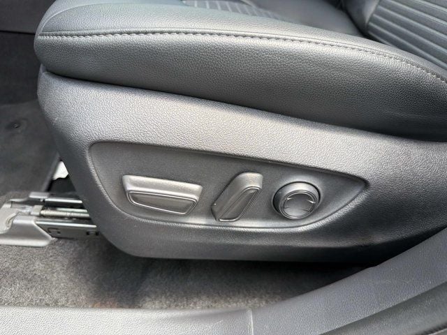 2025 Toyota Highlander XSE