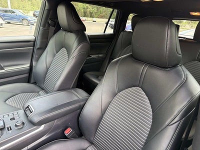 2025 Toyota Highlander XSE