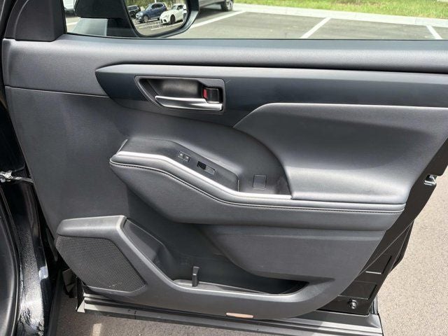 2025 Toyota Highlander XSE