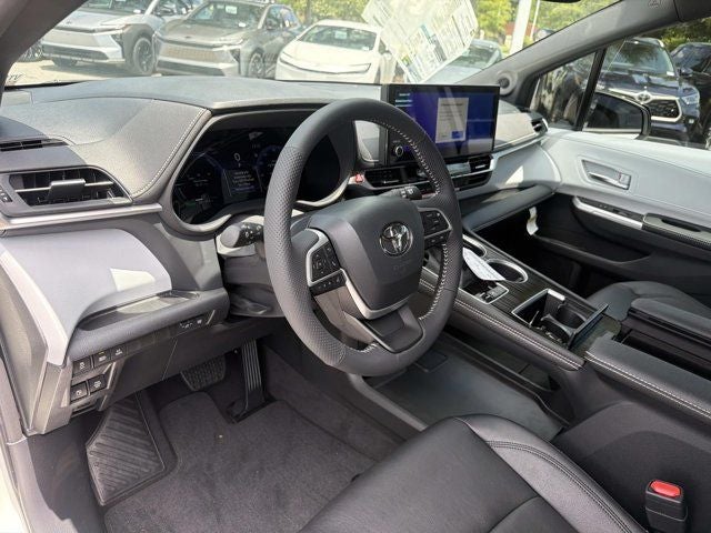 2026 Toyota Sienna XSE 7 Passenger