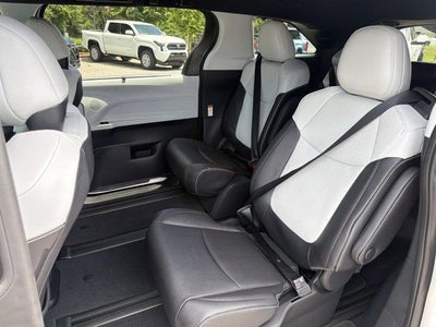 2026 Toyota Sienna XSE 7 Passenger