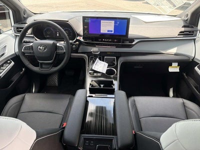 2026 Toyota Sienna XSE 7 Passenger