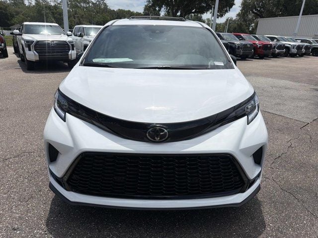 2026 Toyota Sienna XSE 7 Passenger