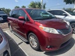 2013 Toyota Sienna XLE 8 Passenger