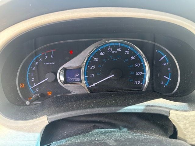 2013 Toyota Sienna XLE 8 Passenger