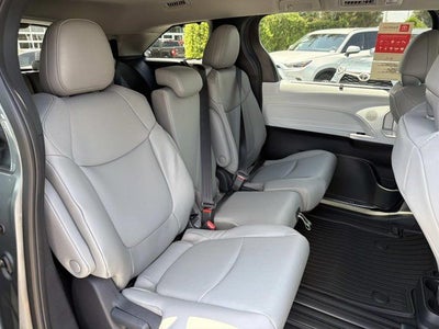 2026 Toyota Sienna XLE 8 Passenger