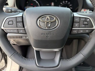 2026 Toyota Sienna XLE 8 Passenger