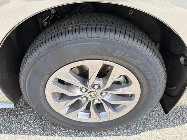 2026 Toyota Sienna XLE 8 Passenger