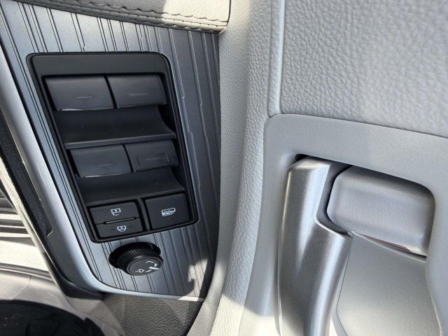 2026 Toyota Sienna XLE 8 Passenger