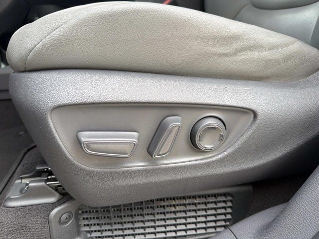 2021 Toyota Sienna XLE 8 Passenger