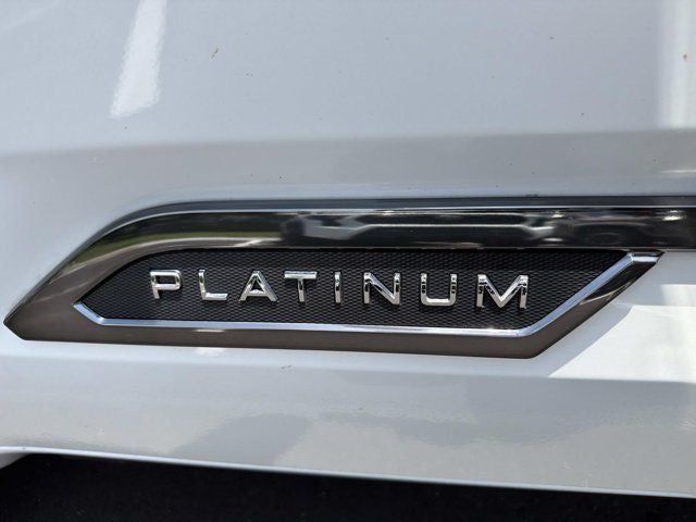 2025 Toyota Tundra Hybrid Platinum