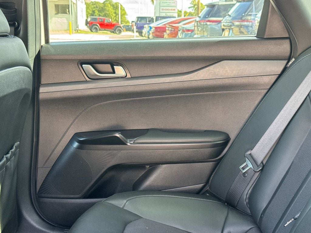 2023 Kia K5 GT-Line