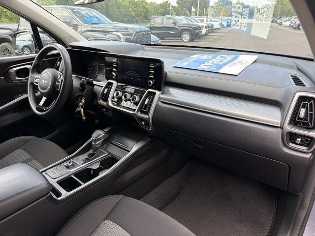 2023 Kia Sorento LX