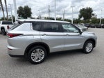 2024 Mitsubishi Outlander ES