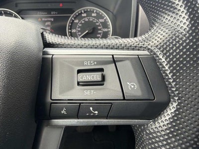 2024 Mitsubishi Outlander ES