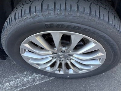 2015 INFINITI QX80 Base