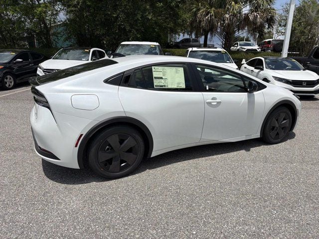 2026 Toyota Prius Plug-In Hybrid SE