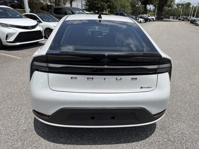 2026 Toyota Prius Plug-In Hybrid SE