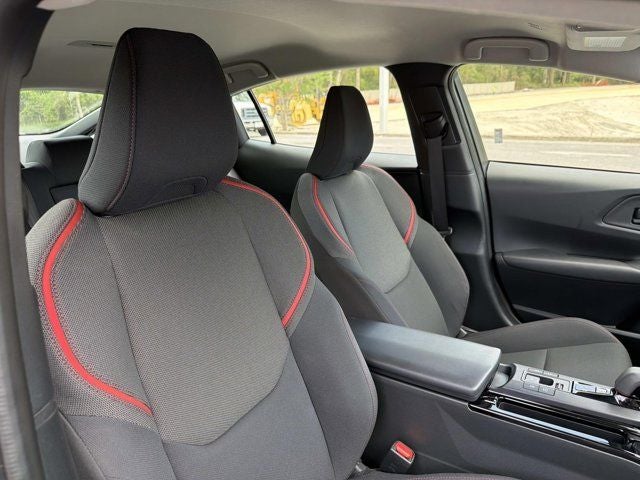 2024 Toyota Prius Prime SE