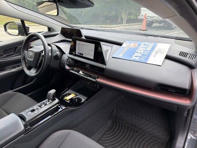 2024 Toyota Prius Prime SE