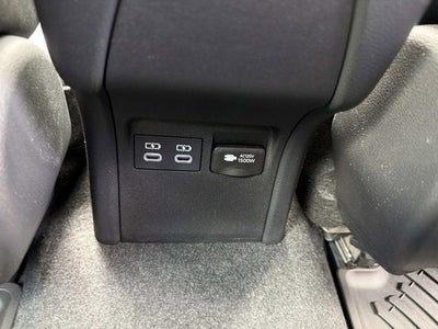 2024 Toyota Prius Prime SE