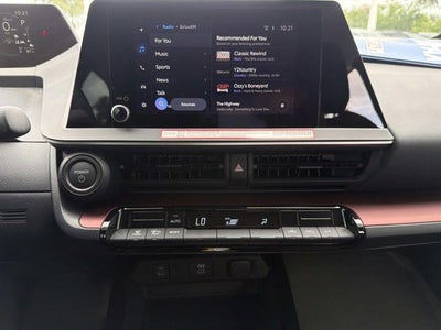 2026 Toyota Prius Plug-In Hybrid SE