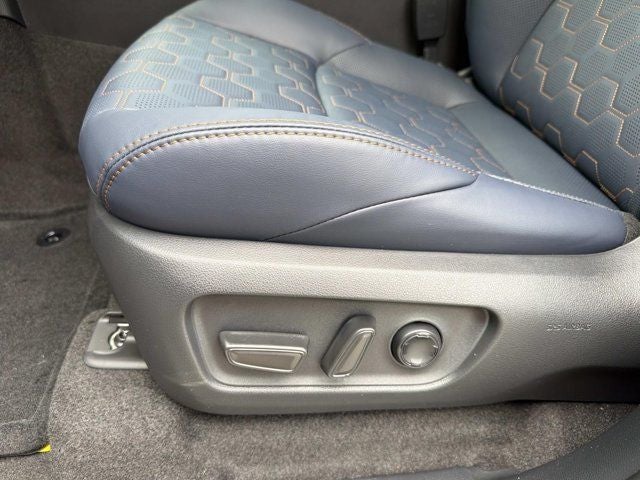 2026 Toyota 4Runner i-FORCE MAX Hybrid Platinum