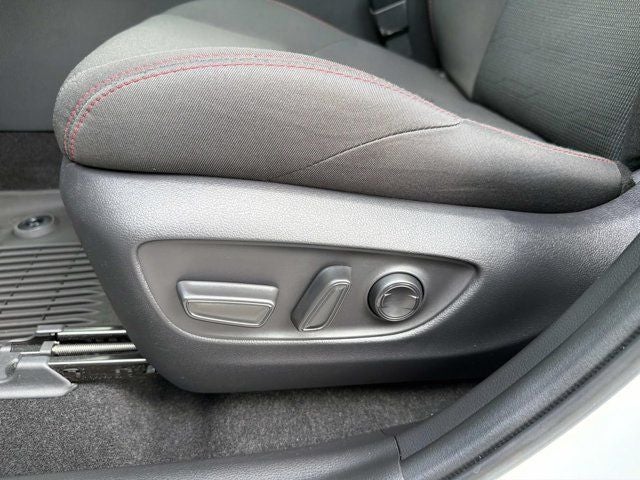2024 Toyota RAV4 Prime SE