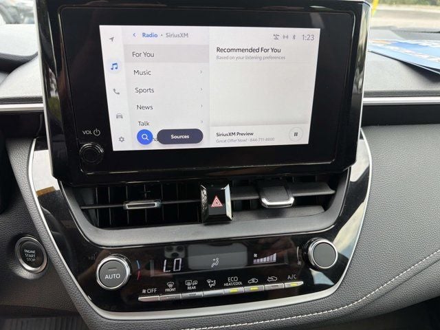 2024 Toyota Corolla Hatchback SE