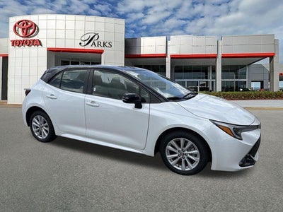 2024 Toyota Corolla Hatchback SE