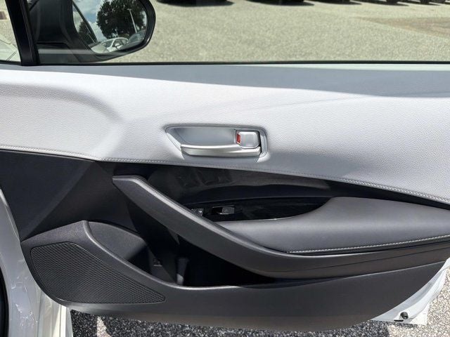 2024 Toyota Corolla Hatchback SE