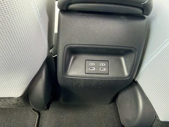 2024 Toyota Corolla Hatchback SE